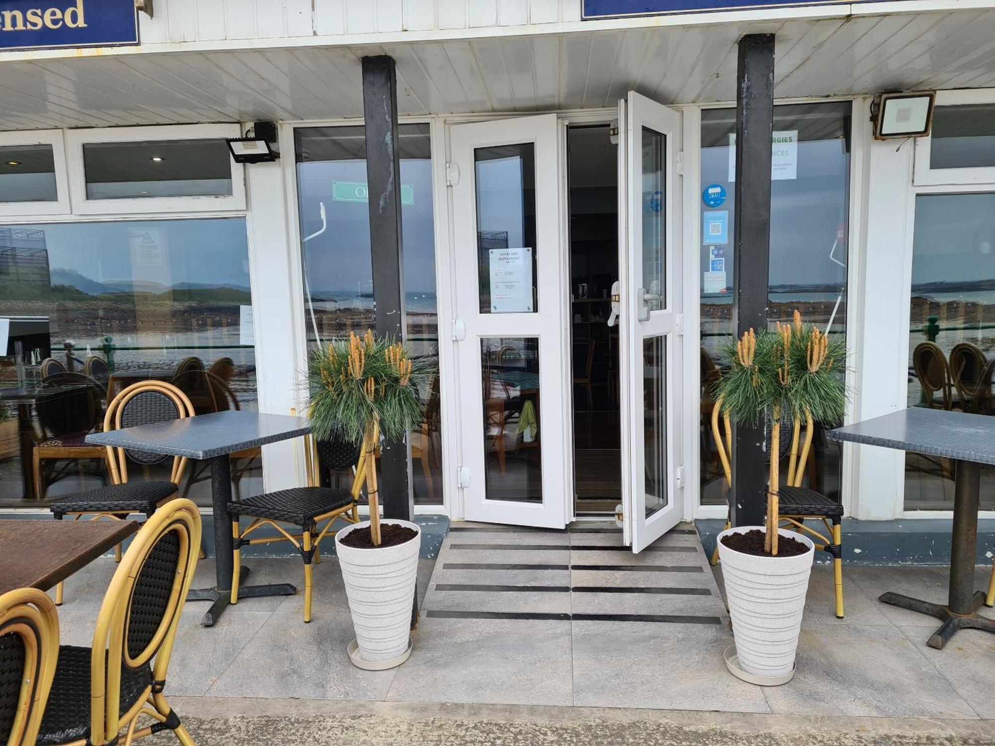 Marina Metro Hotel Saint Helier ภายนอก รูปภาพ
