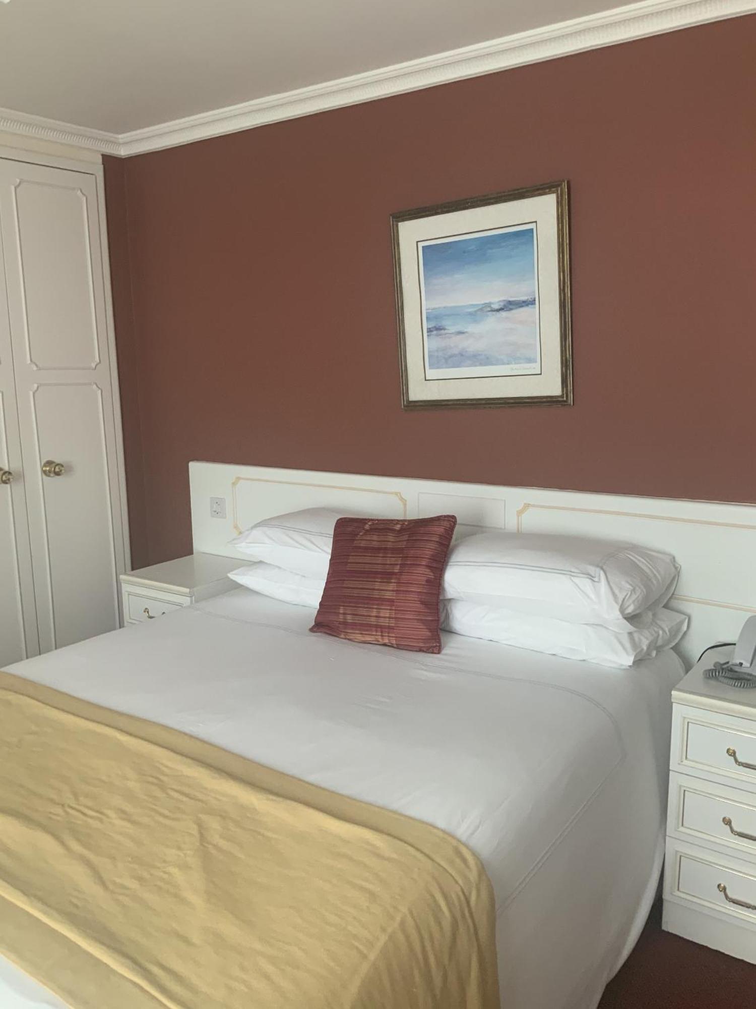 Marina Metro Hotel Saint Helier ห้อง รูปภาพ