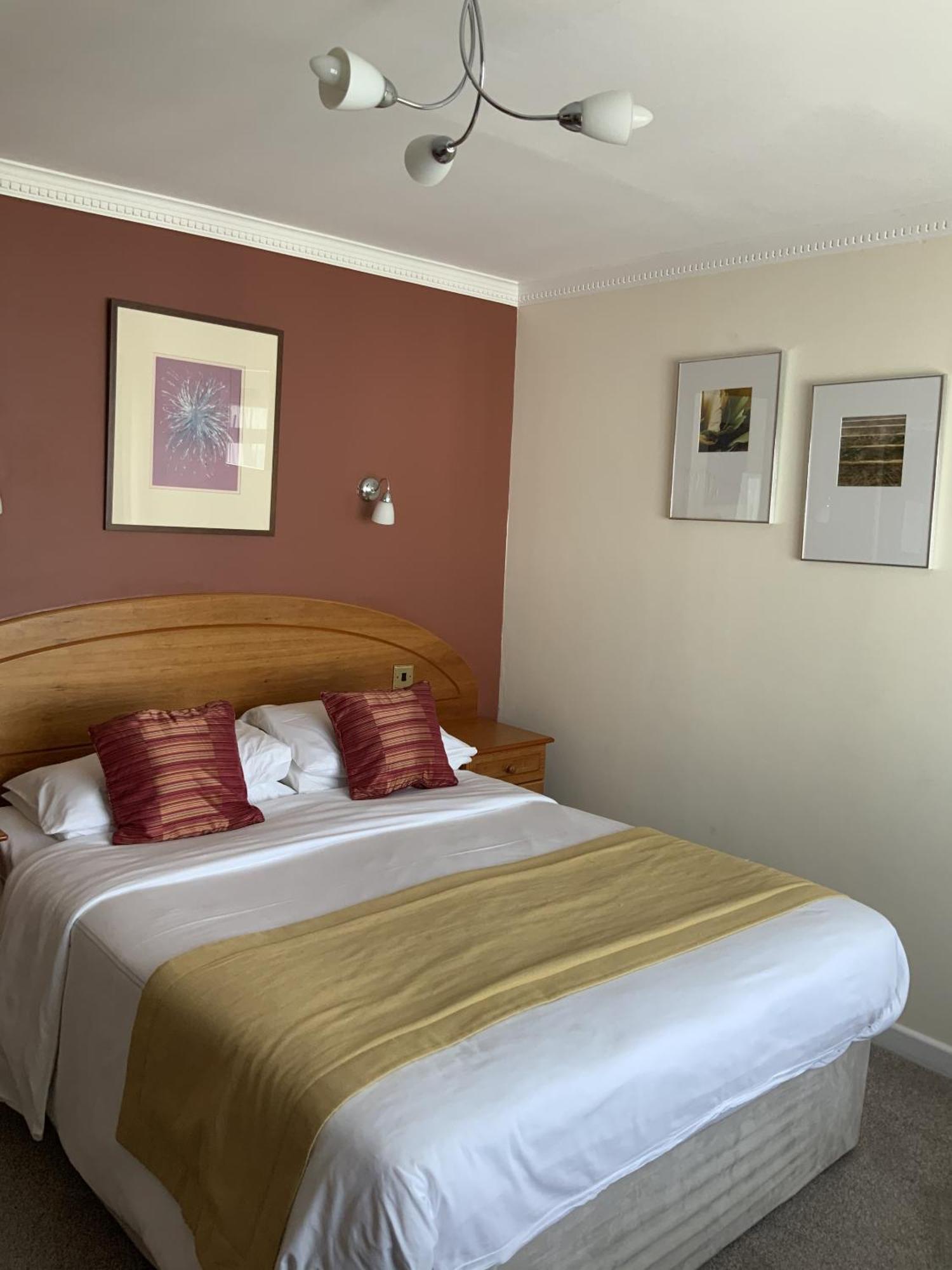 Marina Metro Hotel Saint Helier ห้อง รูปภาพ