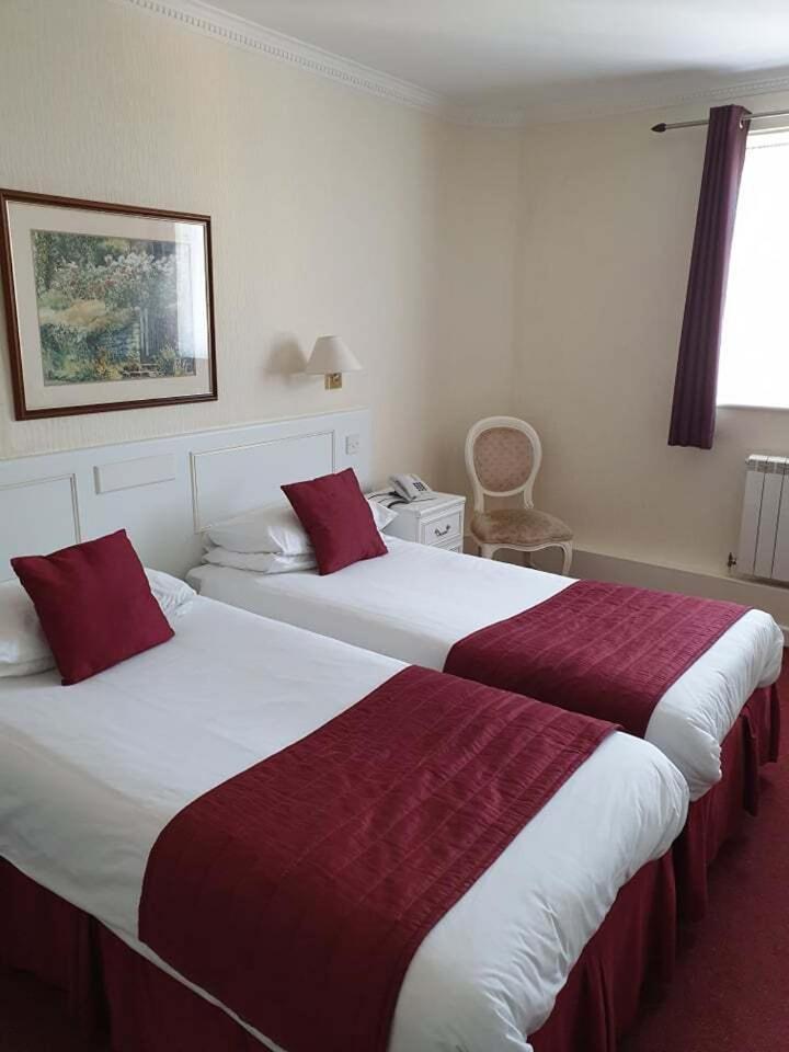 Marina Metro Hotel Saint Helier ห้อง รูปภาพ